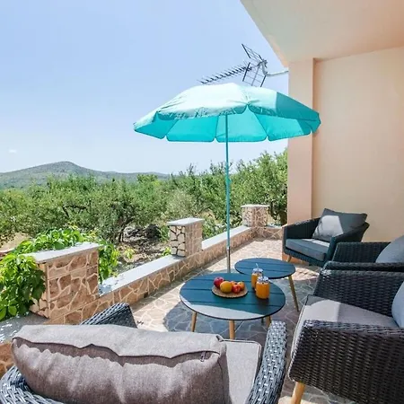 펜션 Holiday Home With 2 Bedrooms *