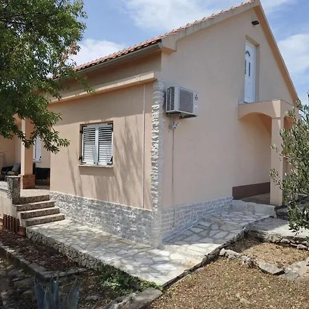 Holiday Home With 2 Bedrooms 펜션