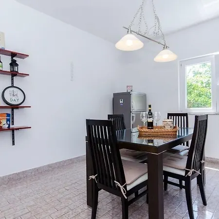 펜션 Holiday Home With 2 Bedrooms *
