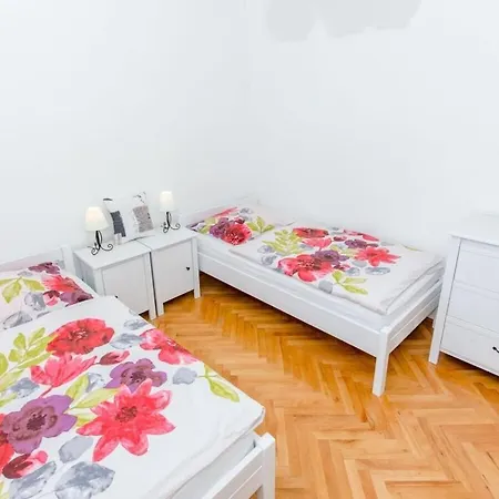 Holiday Home With 2 Bedrooms 펜션